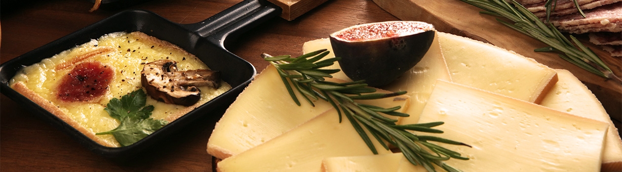 How to host a festive raclette brunch